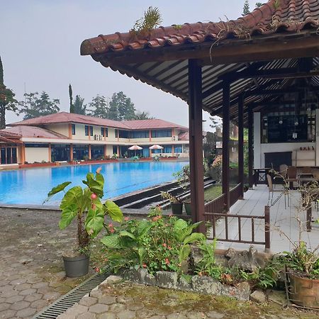 Cisarua Indah Cottage Brujul Exterior photo